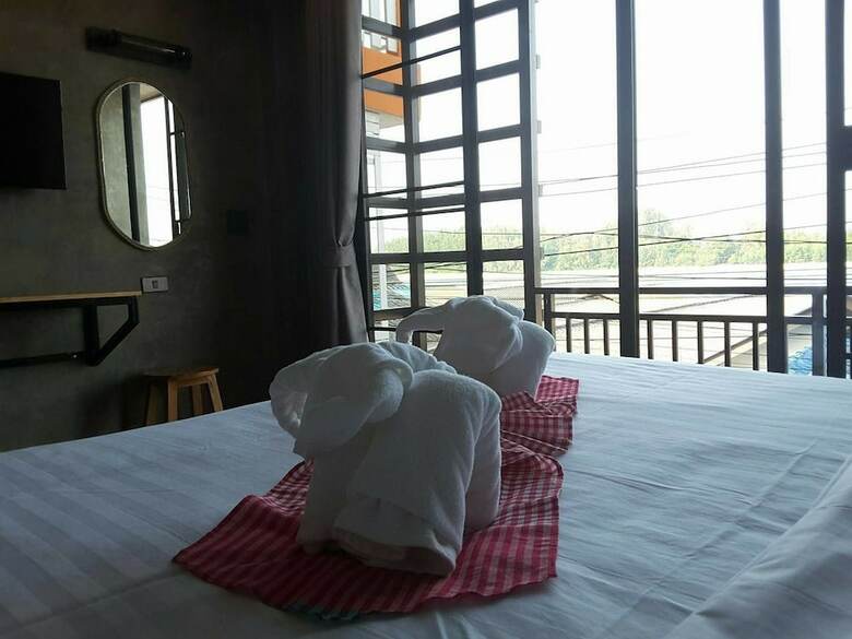 Hostal Lanta Chaolay Hostel