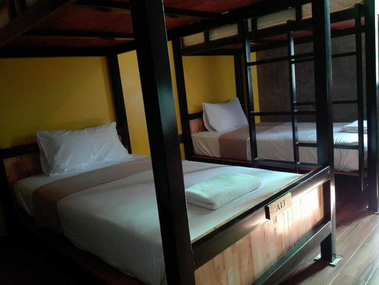 Hostal Lanta Chaolay Hostel