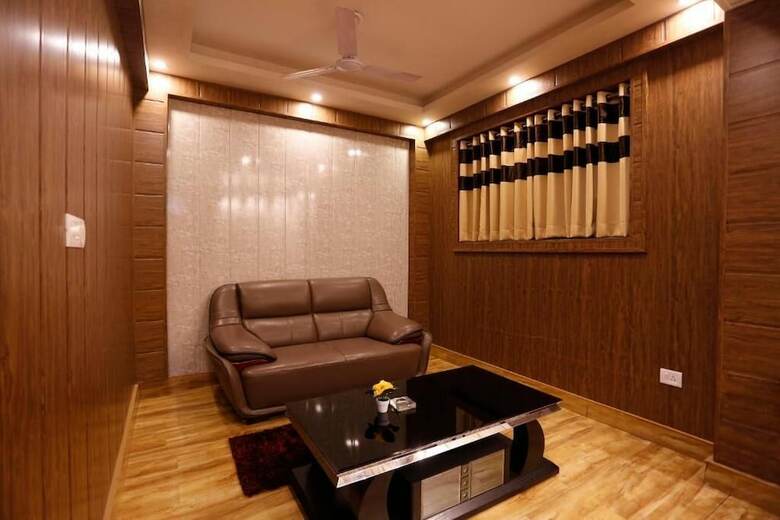 Hotel Paradise Ganga - A River Side Hotel