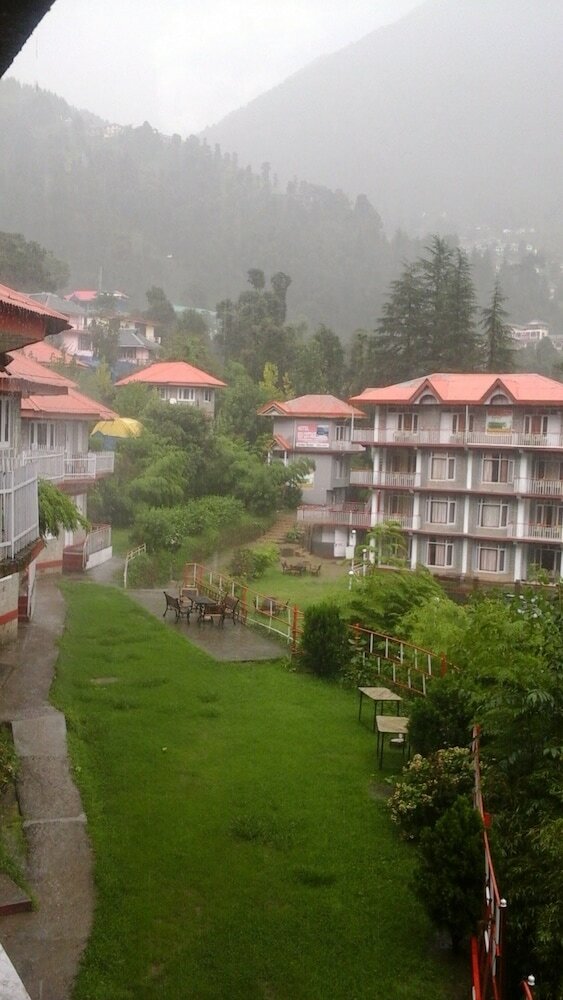 Hotel Dev Cottage