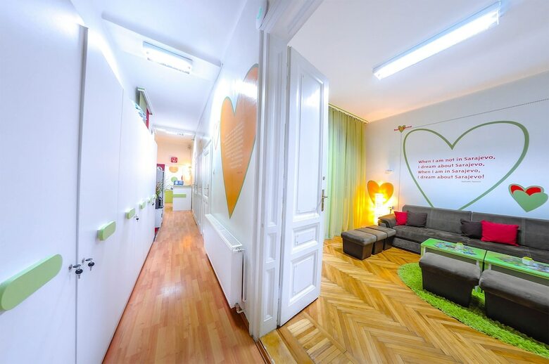 Hostal Hostel For Me