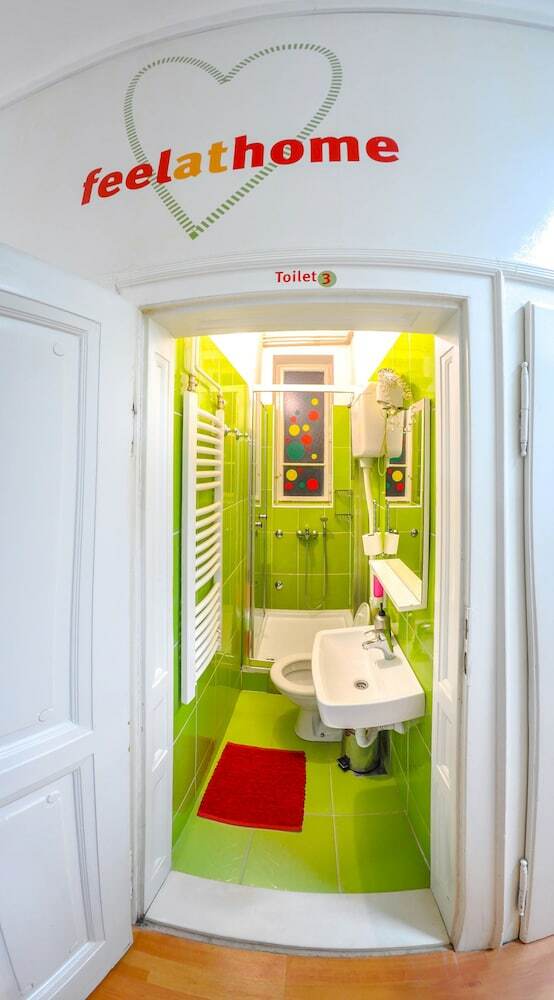 Hostal Hostel For Me