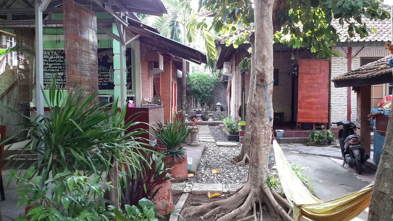Hotel Mandiri Senggigi Homestay
