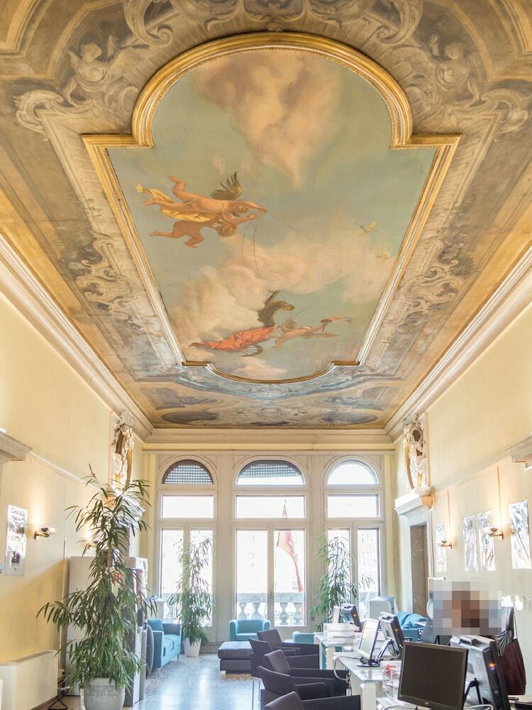 Grand Canal Suites
