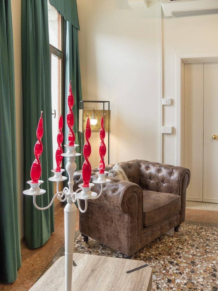 Grand Canal Suites
