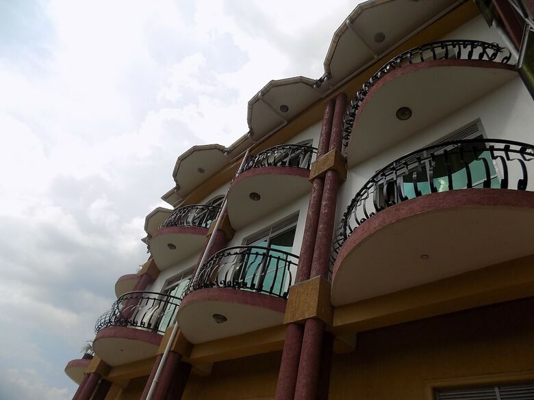 Hotel Relief Motel