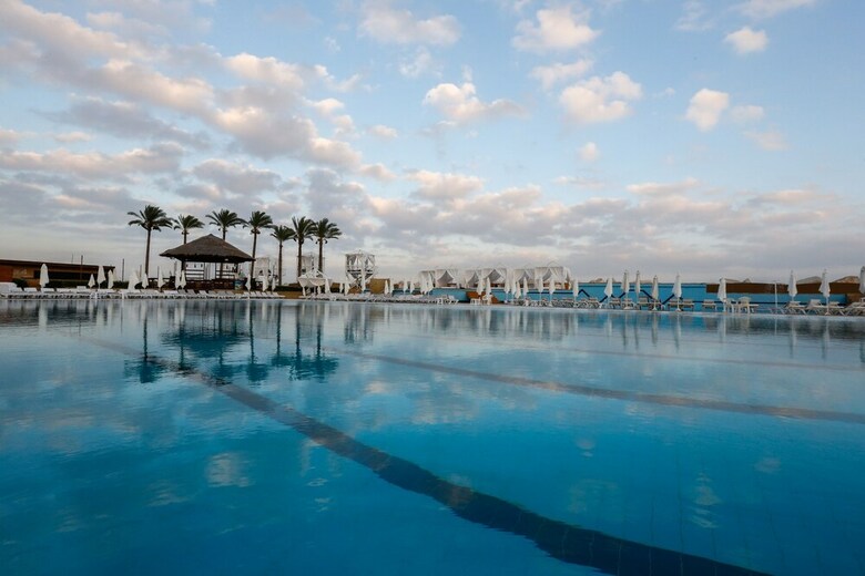 Hotel Four Seasons Halat