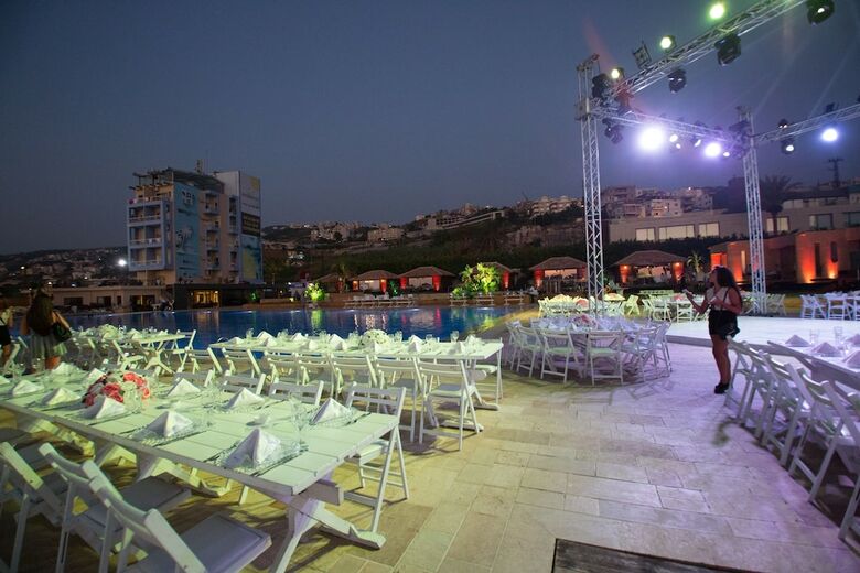 Hotel Four Seasons Halat