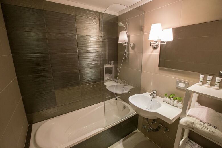 Hotel Four Seasons Halat