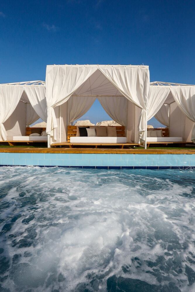 Hotel Four Seasons Halat