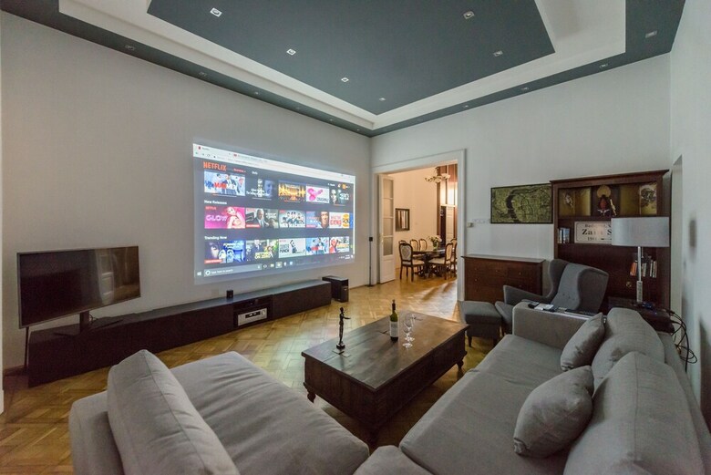Oasis Apartments - Broadway II