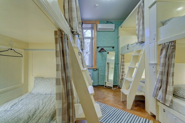 Hostal Good Mood Hostel