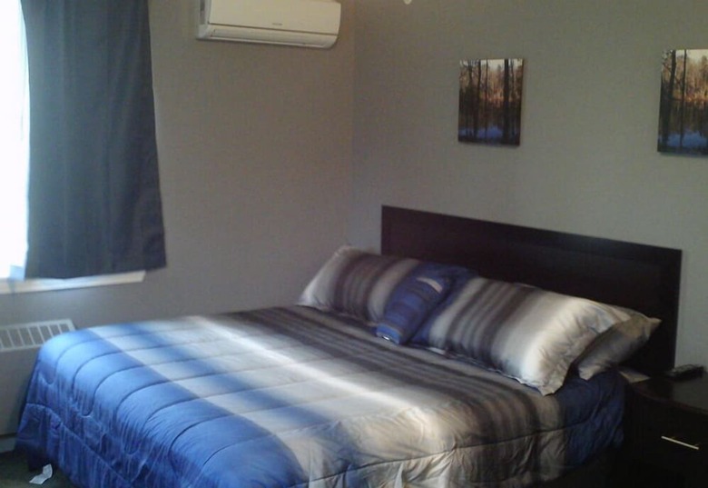 Hotel Pine Tree Inn