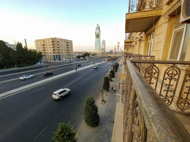 Apartment On Heydar Aliyev Ave