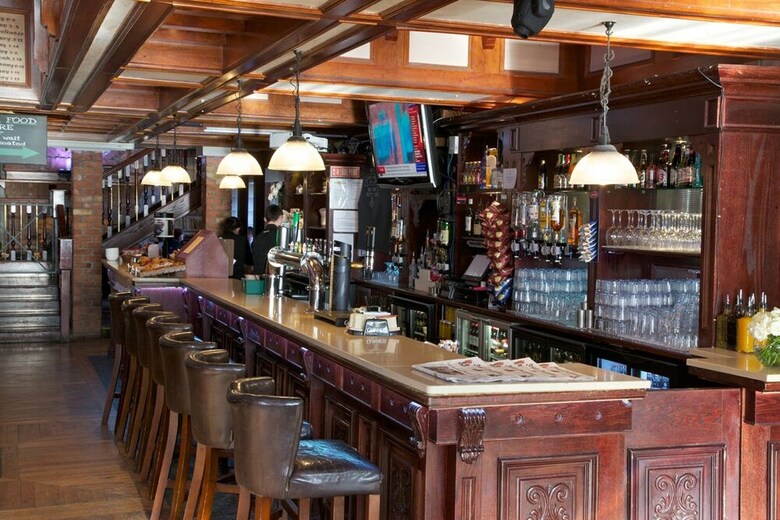 Hayes Hotel