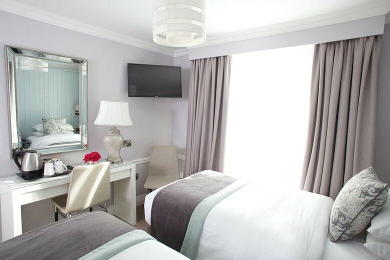 Hayes Hotel