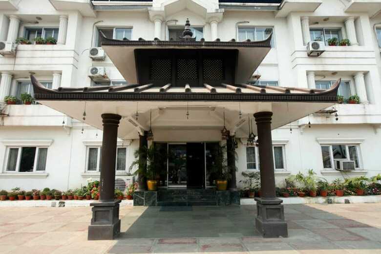 Hotel Royal Century