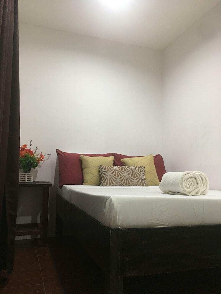 Hotel Pad's Inn