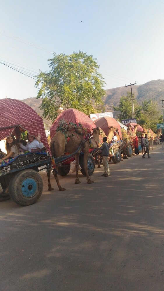 Hotel Sajjan Bagh