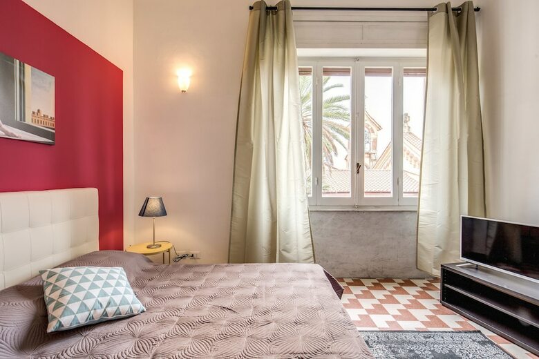 Hotel Aweshome - Sea Sensation Guest House