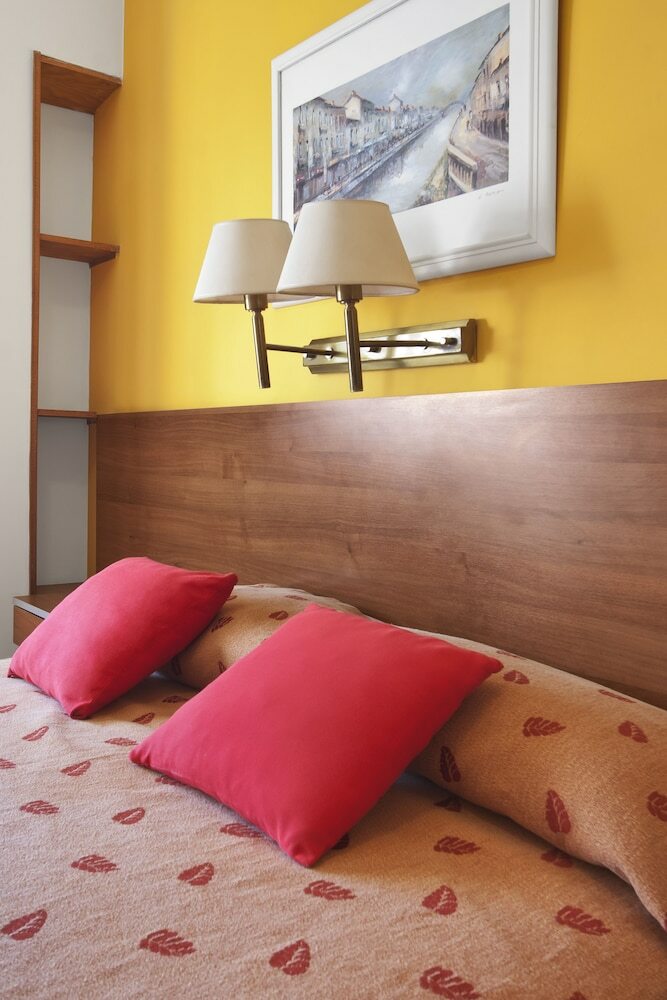 Hotel Mil�n