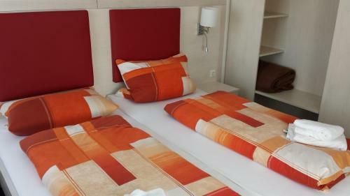 Hostal Hotel & Restaurant M�wchen