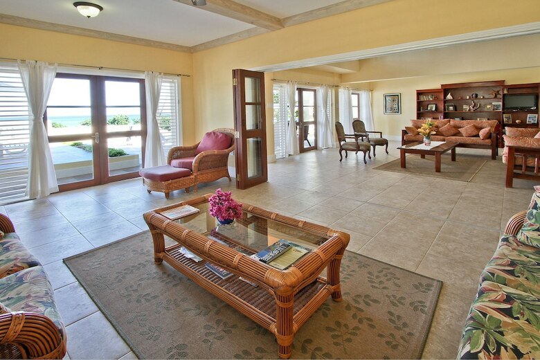 Azure Cove, Silver Sands. Jamaica Villas 5br