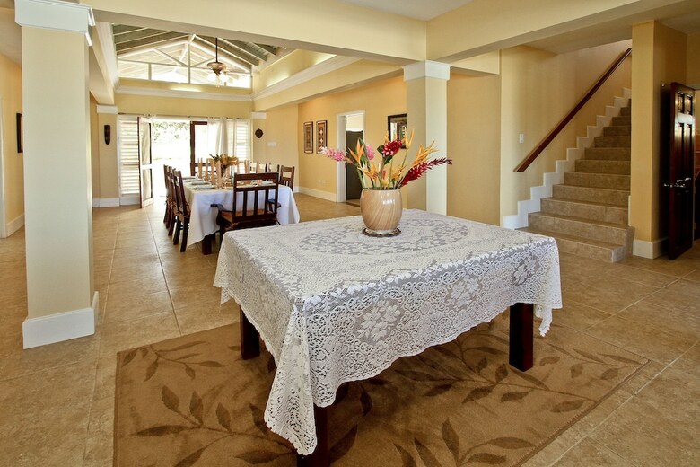 Azure Cove, Silver Sands. Jamaica Villas 5br