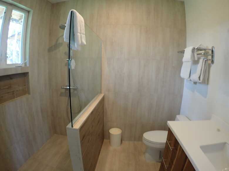 Villa Siesta - Runaway Bay 5br