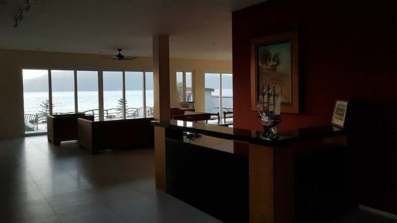 Hotel Paradiso Rito Waterfront Oasis