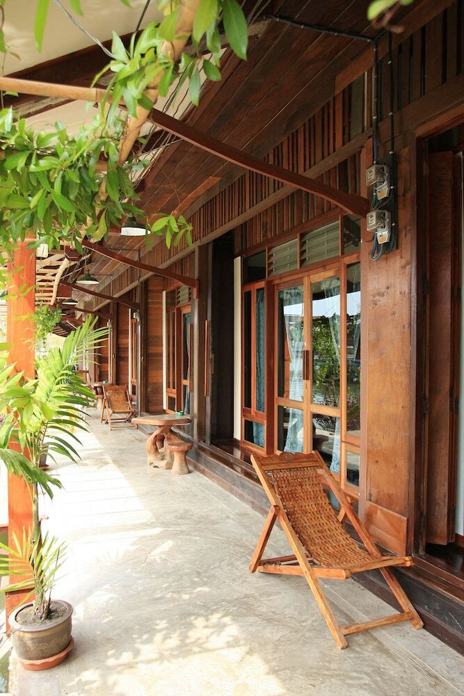 Hotel Chotika Riverfront