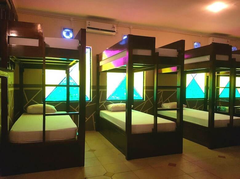 Hostal Sunrise Backpacker