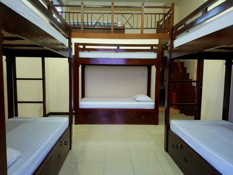 Hostal Sunrise Backpacker