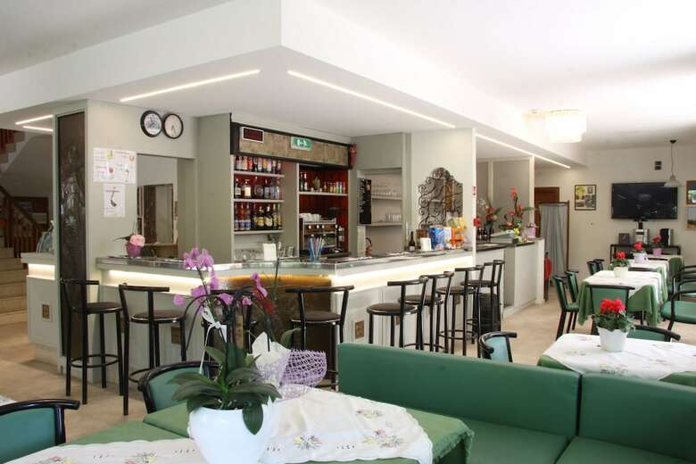 Hotel Tilly