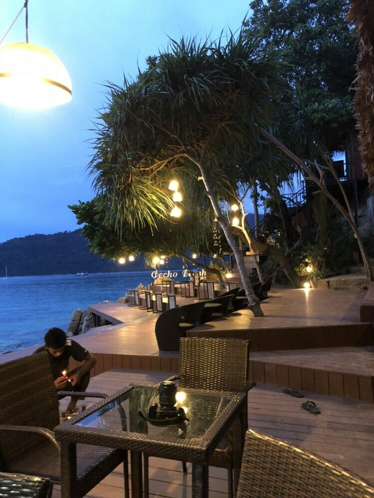 Hotel Decho Beach Resort