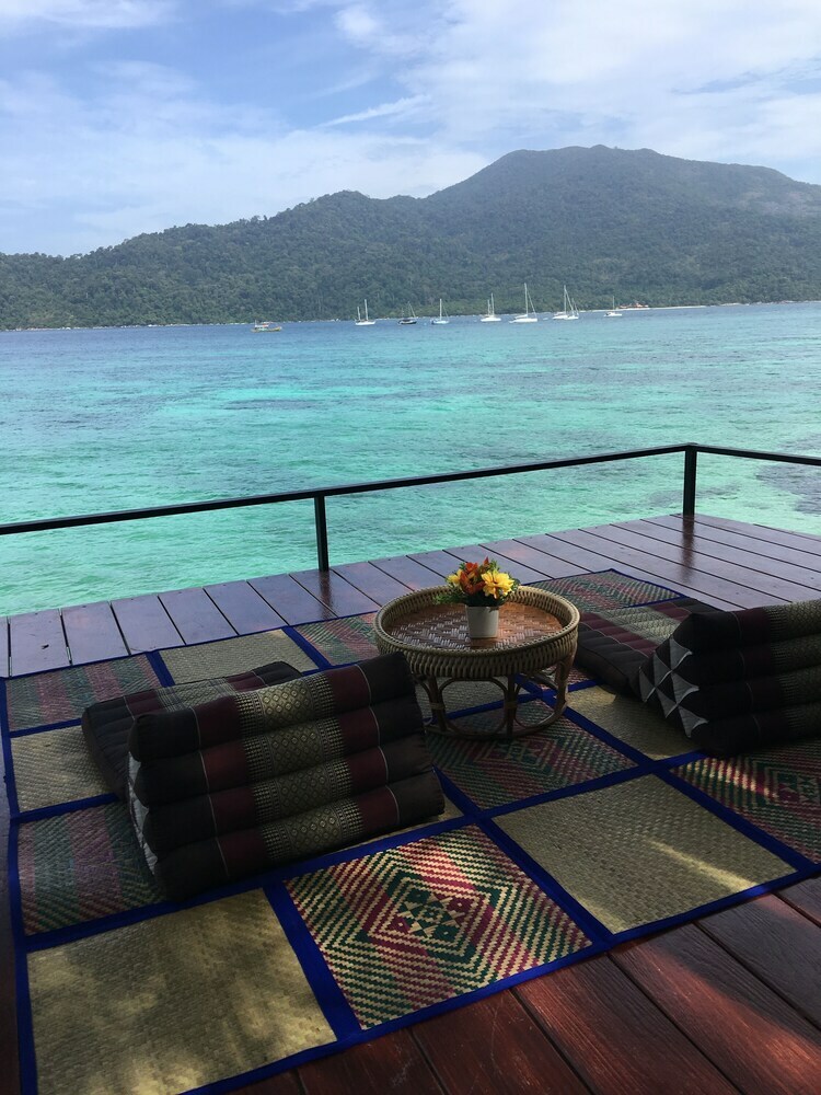 Hotel Decho Beach Resort