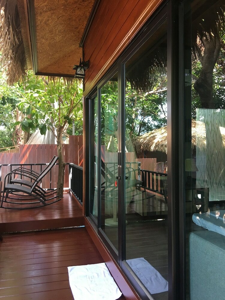 Hotel Decho Beach Resort