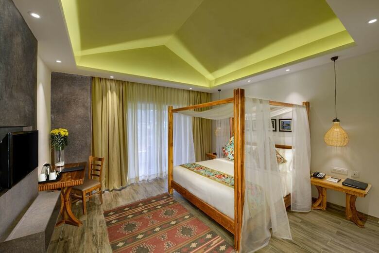 Hotel Swosti Chilika Resort