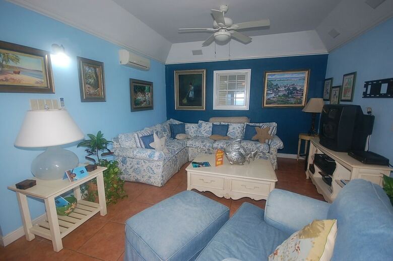 San Bar 6br By Jamaican Treasures