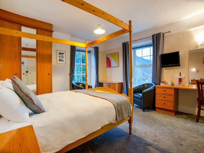 Padarn Hotel
