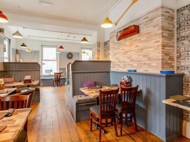 Padarn Hotel