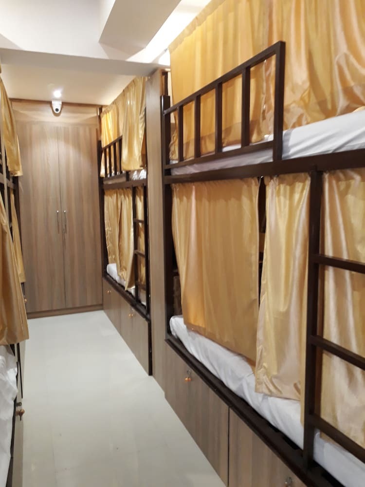 Hostal Golden Dormitory