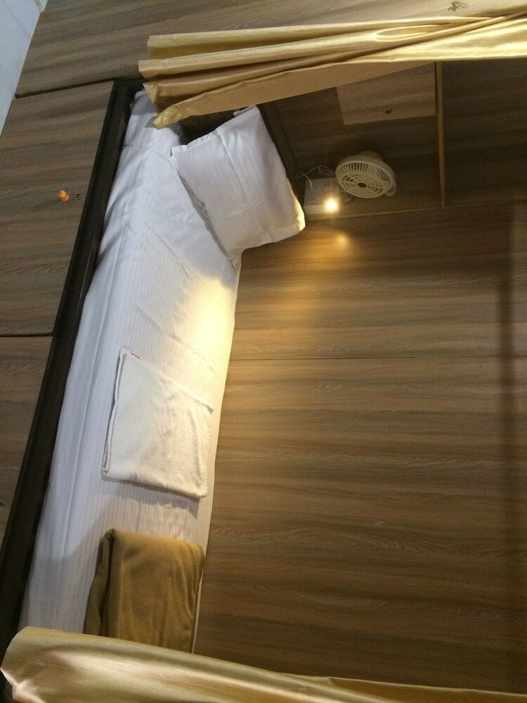 Hostal Golden Dormitory