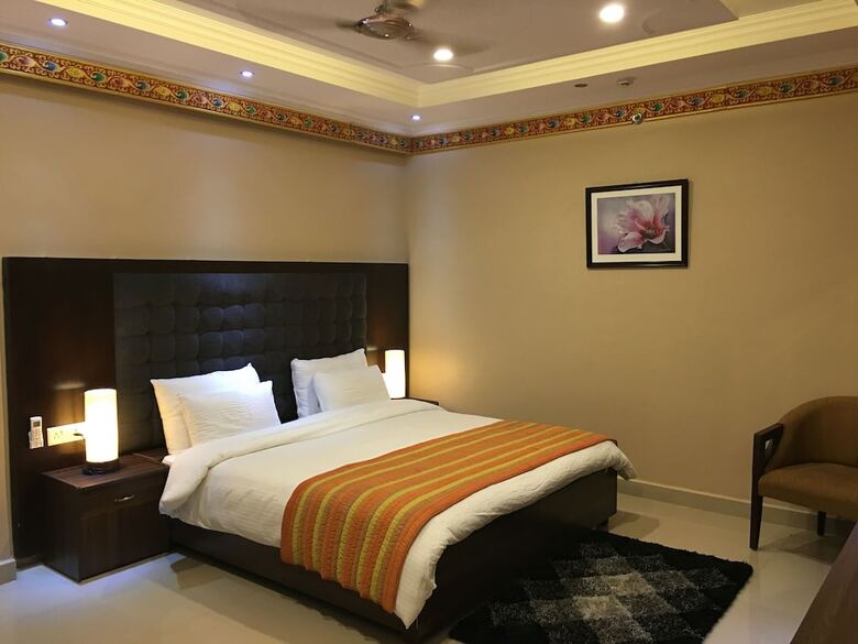 Hotel Norbu House