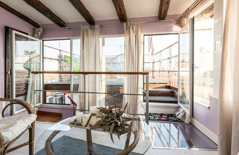 Apartamentos Fernando VI City Center