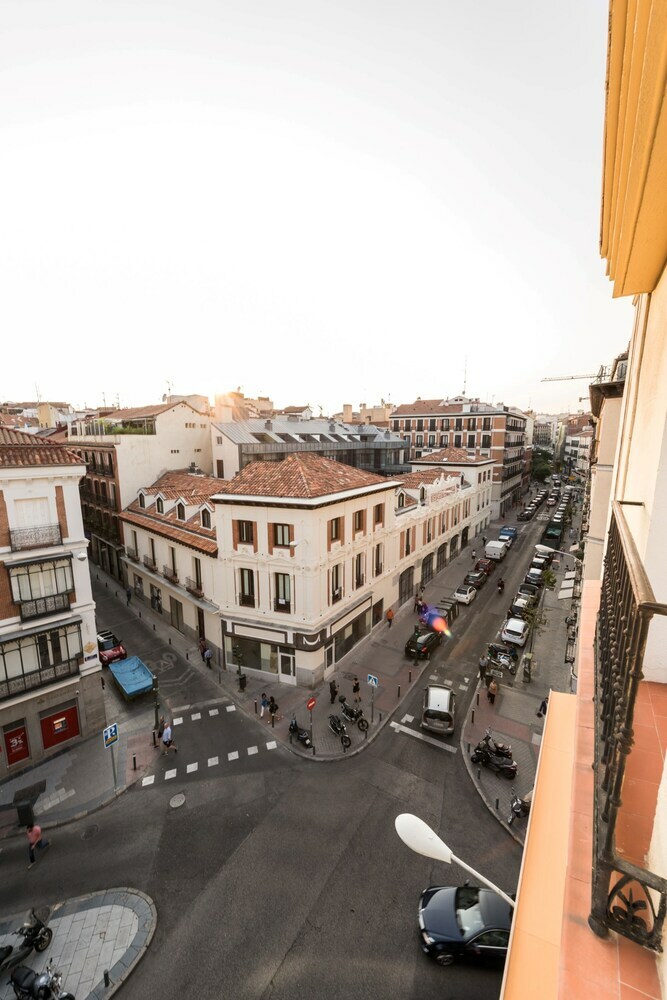 Apartamentos Fernando VI City Center