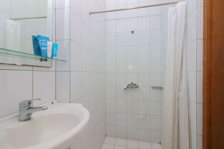 Hotel Airy Kemang Prapanca Raya 30 Jakarta