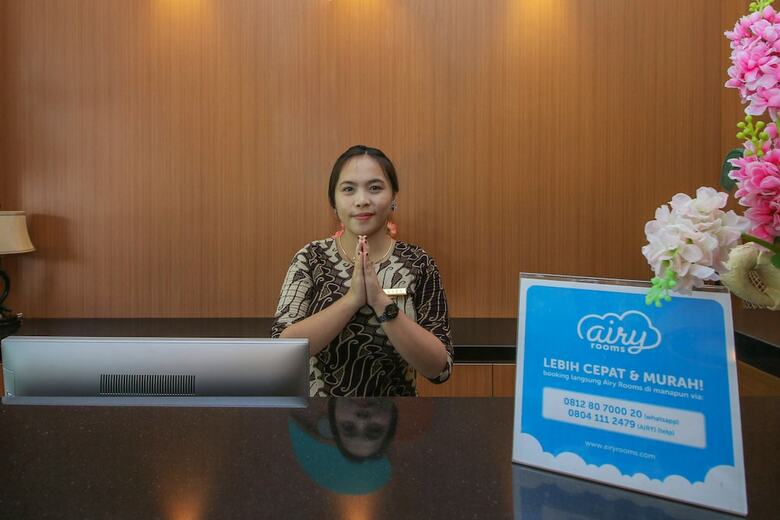 Hotel Airy Bahu Wolter Monginsidi 26 Manado