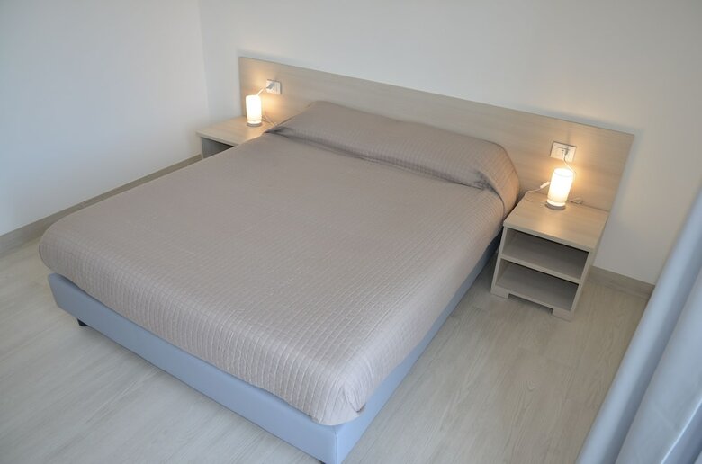 Crystal Bed And Breakfast
