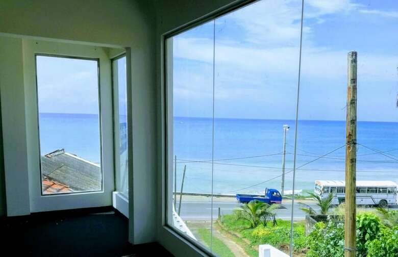 Bed & Breakfast Villa Yuvin Oceanfront